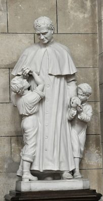 Statue moderne de don Bosco.