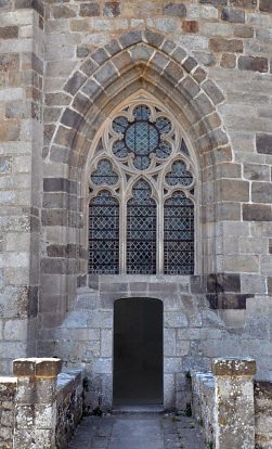 L'entrée de l'ancienne chapelle