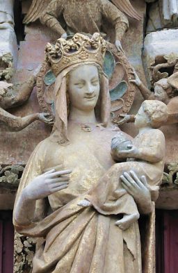 La Vierge  l'Enfant dans le portail Saint-Honoré