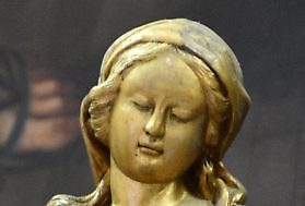 La Vierge en prière, détail