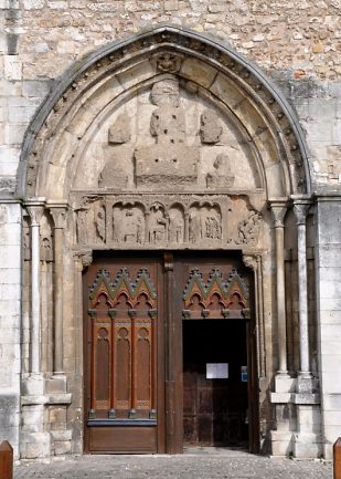 Le portail sud, roman du XIIIe siècle