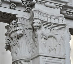 Chapiteau sculpt Renaissance
