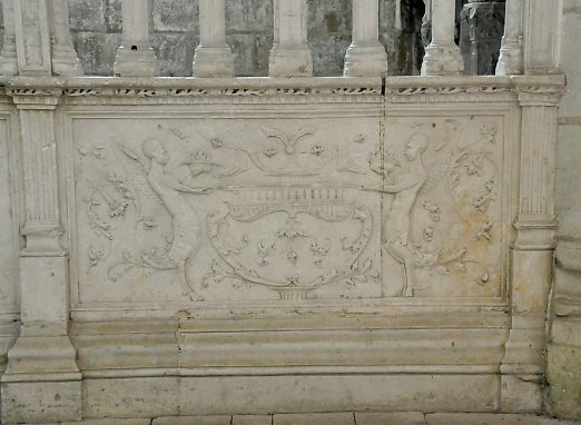 Bas-relief Renaissance de la clture extérieure