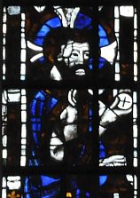 Vitrail dans les fenêtres hautes du chœur, XIVe siècle