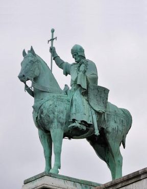Statue équestre de saint Louis