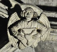 Eglise Saint-Séverin à Paris, sculpture d'ange sur une clé de voûte