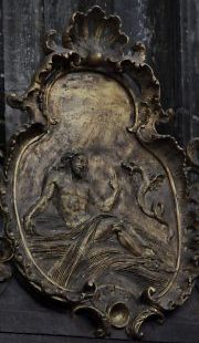 Job sur son fumier, médaillon dans la chapelle Notre-Dame-de-Pitié