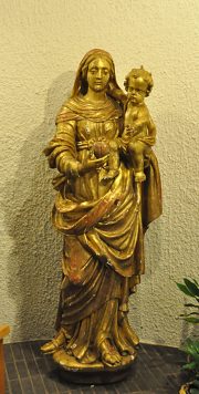 Statue de la Vierge  l'Enfant