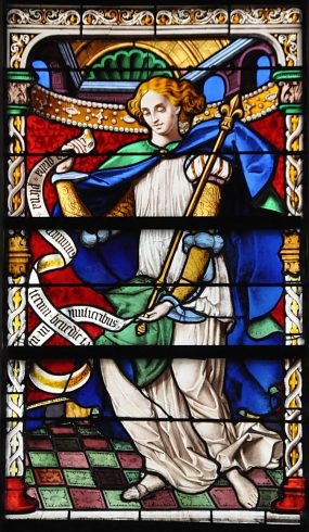 L'archange Gabriel dans le vitrail de l'Annonciation (baie 2)