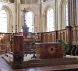 Le choeur de l'église Notre-Dame à Auxonne