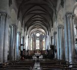 La nef de l'�glise Saint-Pierre � Mozac