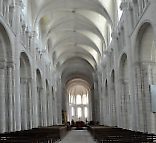 La nef de l'ancienne �glise abbatiale Saint-Georges