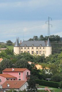 Le château de Verrières vu depuis la Tour