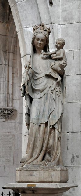 Vierge à l'Enfant datée du XIVe siècle.