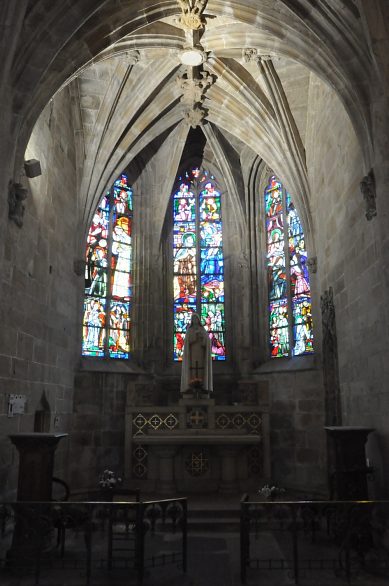 Chapelle rayonnante nord Sainte-Thérèse