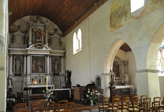 Le chœur et la chapelle du Rosaire (au sud).