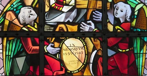 Vitrail de Max Ingrand : l'Eucharistie, détail