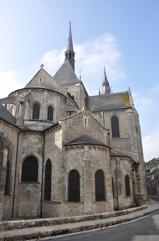 Le chevet de l'église vu de la rue Saint Laumer