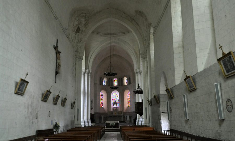 Vue d'ensemble de la nef de Notre-Dame-de-Fougeray