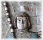 Jeanne d'Arc dans un bas-relief de la façade