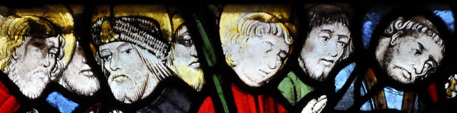Baie 4 – XVIe siècle : Les visages des apôtres dans le panneau de la Mort de la Vierge