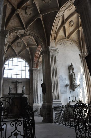 Vue d'ensemble de l'absidiole sud (chapelles du chœur côté sud)