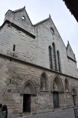 La façade occidentale de l'église.