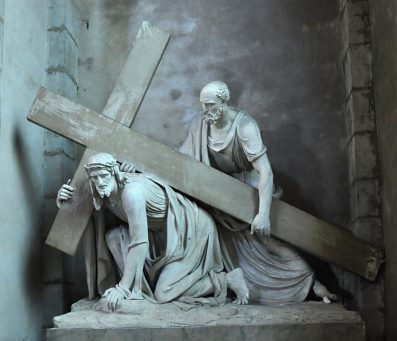 «Le Christ tombe sous le poids de la croix»