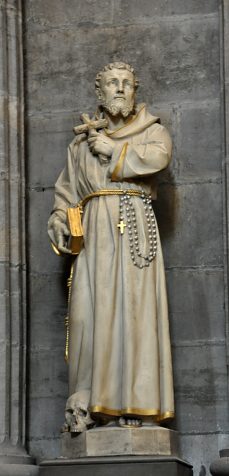 Statue de saint Benoît