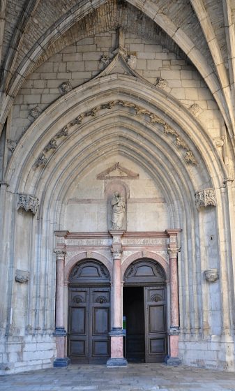 Le portail occidental de style Renaissance