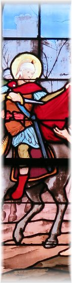 Vitrail : saint Martin coupe sa cape pour un mendiant, détail