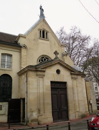 La façade (XIXe siècle) de l'église