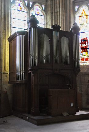L'orgue  Cavaillé-Coll dans le chevet