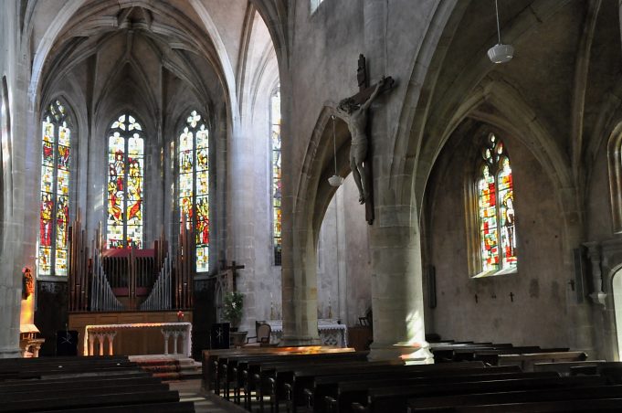 La nef, le chœur et le bas-côté sud