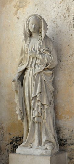 Statue de Marie–Madeleine tenant un vase de parfum, 1ère moitié du XVe siècle, copie en plâtre de Charles Joret