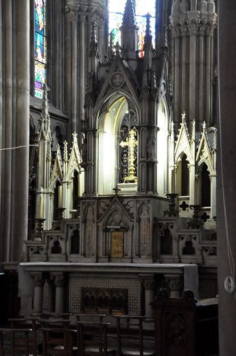 Le maître-autel de la chapelle axiale