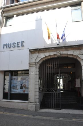 L'entrée du musée rue Magot de Rogéville