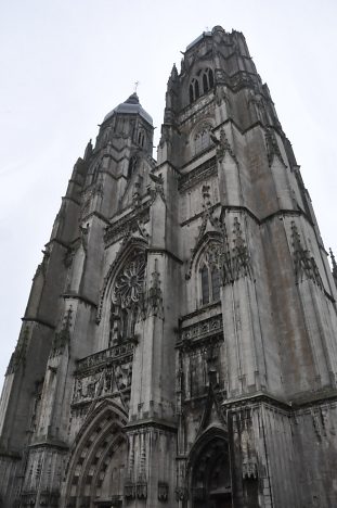 La façade de la Grande église