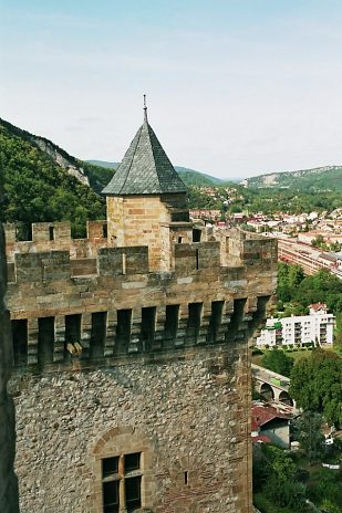 La tour centrale et Foix