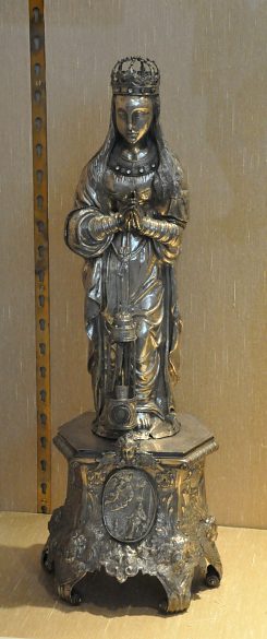 Vierge offerte à la confrérie Notre–Dame–du–Puy