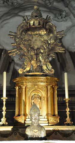 Le tabernacle du maître–autel et sa gloire