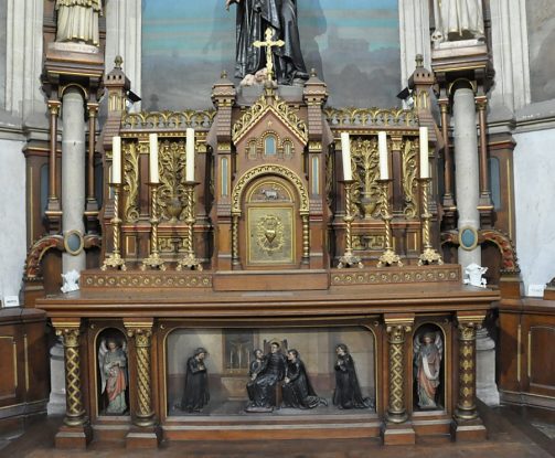 L'autel de la chapelle Saint-Vincent de Paul