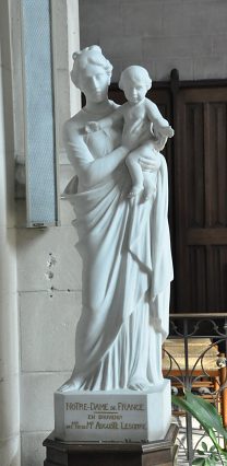 Statue de Notre-Dame de France