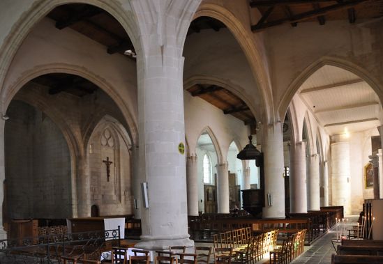 La nef vue de l'abside