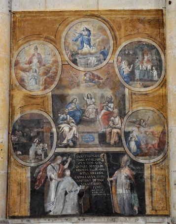 Peinture murale dans la nef : "La Sainte Famille"