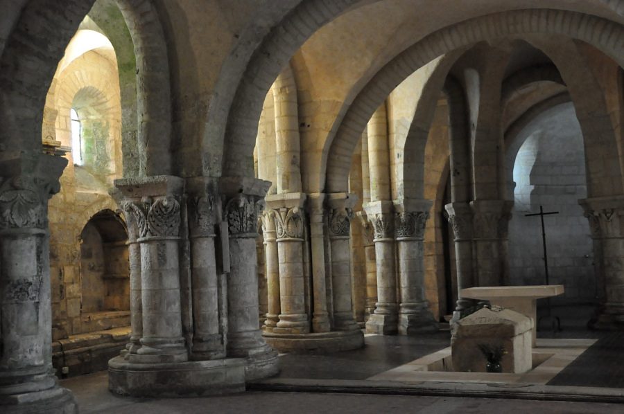 La crypte et le cénotaphe de style byzantin de saint Eutrope