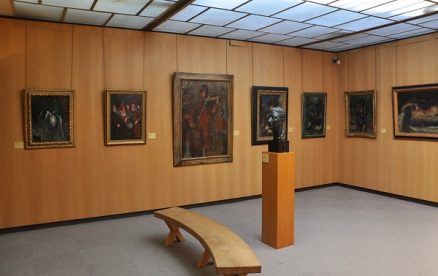 Vue d'une salle de l'Art français au XIXe si7cele