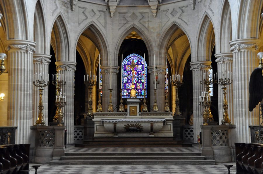 Le maître–autel du sanctuaire est du XIXe siècle