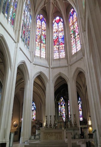Le chœur et l'abside de l'église Saint-Gervais.