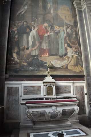 L'autel de la chapelle Saint-Charles-Borromée